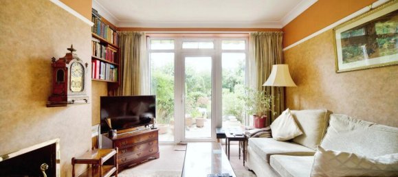 3 bedrooms House in London, United Kingdom No. 11632 4