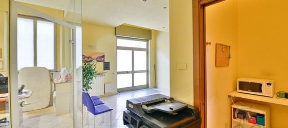 Офис 75м² в Лиссоне, Италия № 2347 2