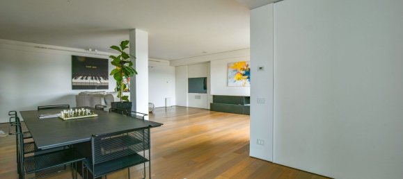 8 bedrooms Apartment in Sesto Calende, Italy No. 365572 2