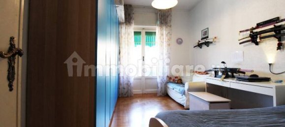 Apartamento de 2 dormitorios en Genoa, Italy No. 36618 11