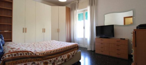 Apartamento de 2 dormitorios en Genoa, Italy No. 36618 9