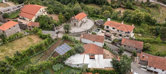 3 bedrooms House in Louredo, Portugal No. 170045 24