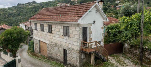 3 bedrooms House in Louredo, Portugal No. 170045 3