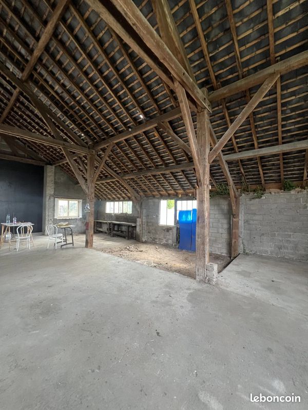 Studio in Chaingy, France No. 155783