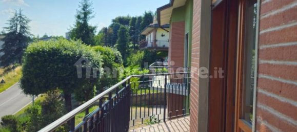 3 bedrooms House in Toano, Italy No. 260852 13