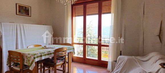 3 bedrooms House in Toano, Italy No. 260852 12