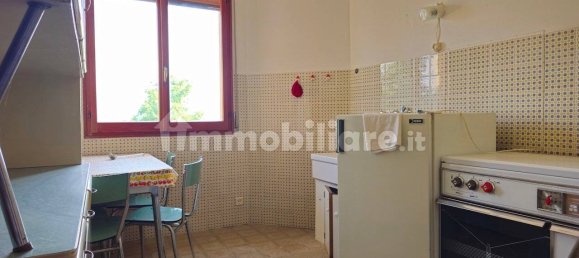 3 bedrooms House in Toano, Italy No. 260852 7