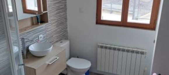 Casa de 3 dormitorios en Montivilliers, France No. 352995 5