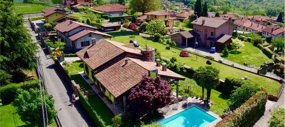 4 bedrooms Villa in Besozzo, Italy No. 342839 8