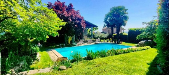 4 bedrooms Villa in Besozzo, Italy No. 342839 4