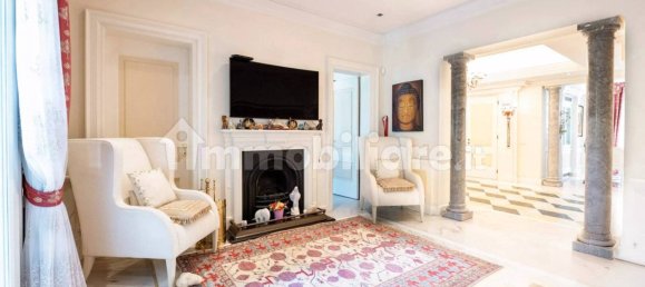 3 bedrooms Villa in Venice, Italy No. 292039 11