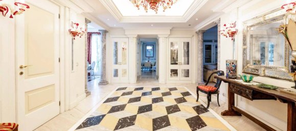 3 bedrooms Villa in Venice, Italy No. 292039 15