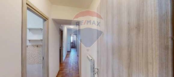 Casa de 8 divisões em Assisi, Italy N.º 237342 30