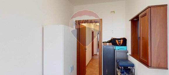 Casa de 8 divisões em Assisi, Italy N.º 237342 26