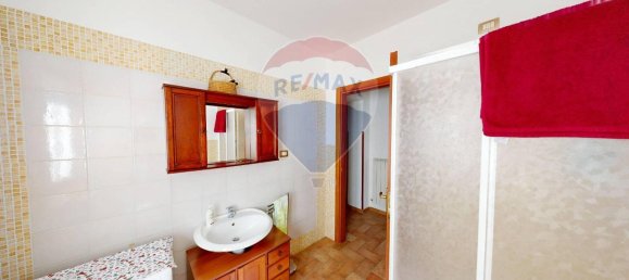 Casa de 8 divisões em Assisi, Italy N.º 237342 12