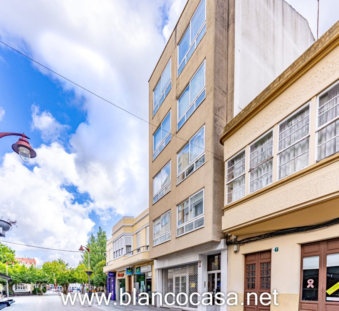 4 chambres Appartement à A Coruna, Spain No. 254575