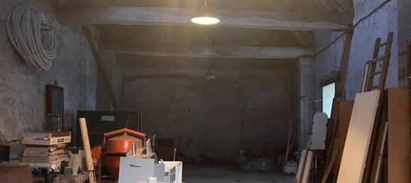 Дом с 6 комнатами в Сен-Ипполит, Франция № 234209 16