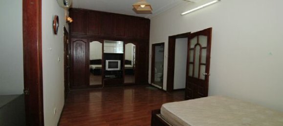 3 bedrooms Villa in Ba Dinh, Vietnam No. 7199 8