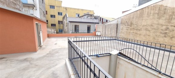 Дом с 4 спальнями в Рагуза, Италия № 163639 8