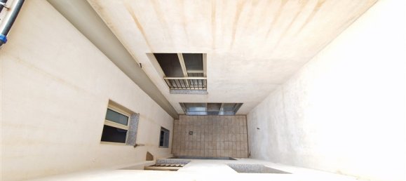 Дом с 4 спальнями в Рагуза, Италия № 163639 32