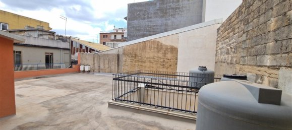 Дом с 4 спальнями в Рагуза, Италия № 163639 16