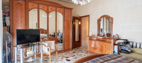 3-salle Appartement à Misterbianco, Italy No. 163640 18