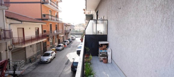 3-salle Appartement à Misterbianco, Italy No. 163640 11