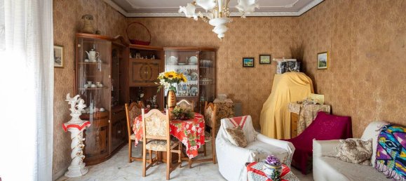 3-salle Appartement à Misterbianco, Italy No. 163640 2