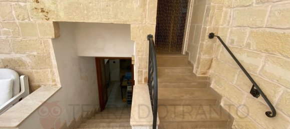 Edificio de 8 dormitorios en Minervino di Lecce, Italy No. 63405 39