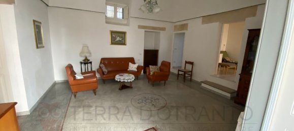 Edificio de 8 dormitorios en Minervino di Lecce, Italy No. 63405 28