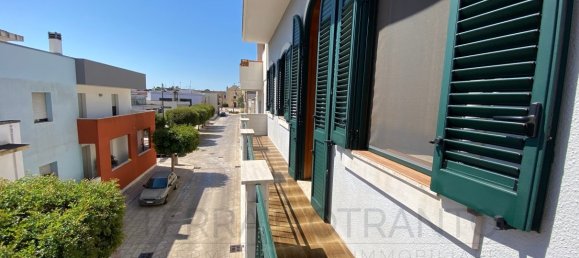 Edificio de 8 dormitorios en Minervino di Lecce, Italy No. 63405 13