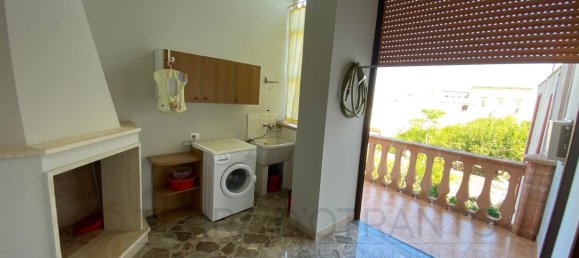 Edificio de 8 dormitorios en Minervino di Lecce, Italy No. 63405 5