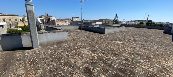 Edificio de 8 dormitorios en Minervino di Lecce, Italy No. 63405 15