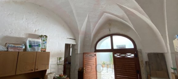 Edificio de 8 dormitorios en Minervino di Lecce, Italy No. 63405 38