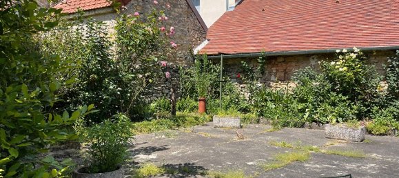 Casa de 3 dormitorios en Saint-Amand-Montrond, France No. 73944 11