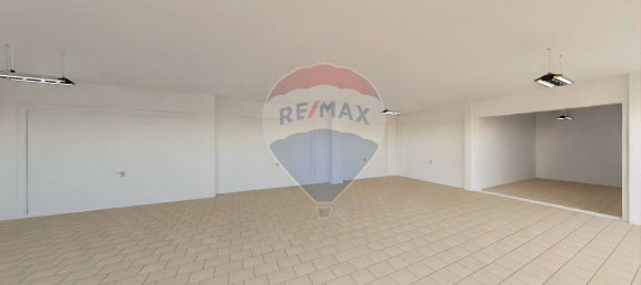 24m² Garage in Pescara, Italy No. 297004 6