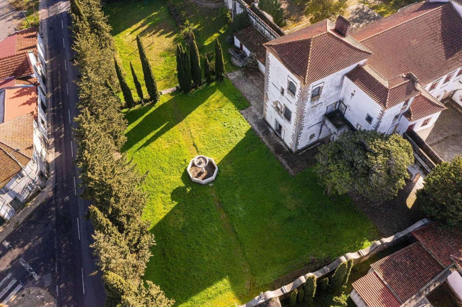 12 bedrooms Land in Sintra, Portugal No. 109191