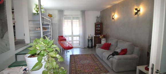 4 Schlafzimmer Wohnung in Pisa, Italy, Nr. 350962 2