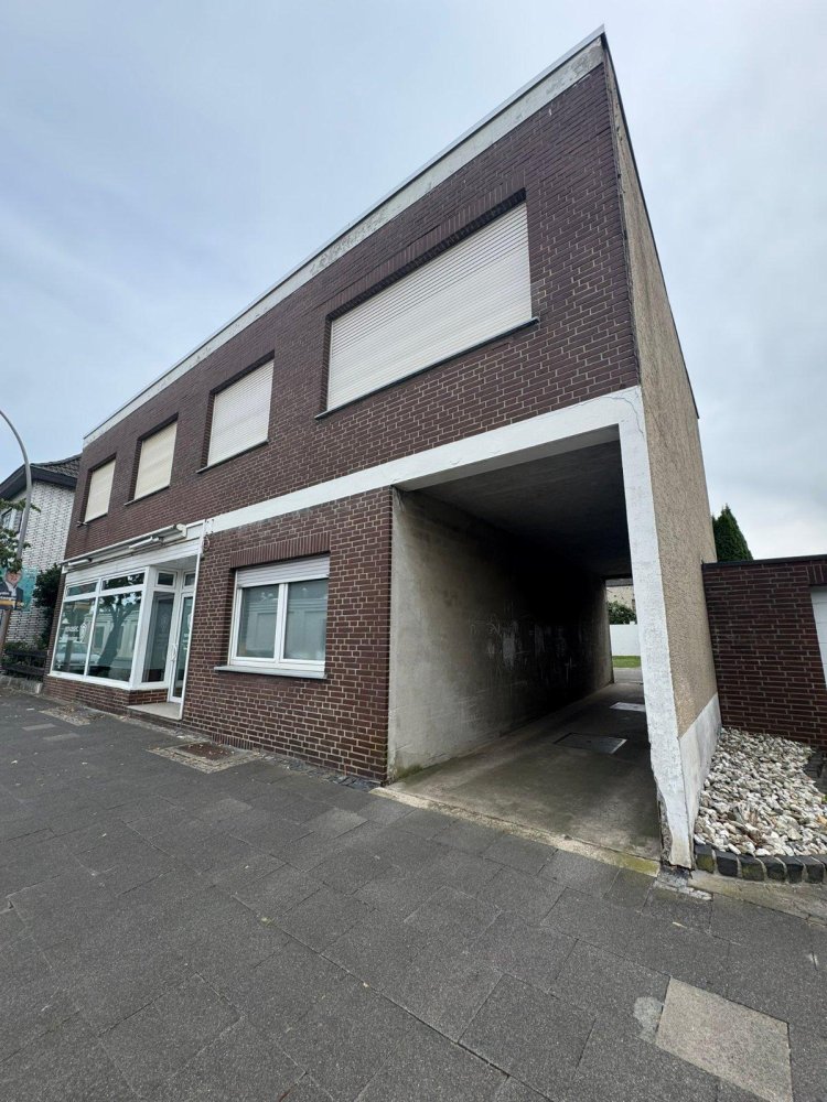 9-salle Bâtiment à Warendorf, Germany No. 289191