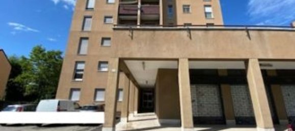 Apartamento de 4 habitaciónes en Burago di Molgora, Italy No. 6976 15