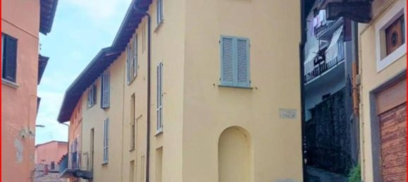 Квартира с 3 комнатами в Лекко, Италия № 312042 2