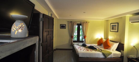 28 bedrooms Warehouse in Phuket, Thailand No. 7250 6