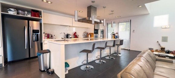 Дом с 7 комнатами в Вена, Австрия № 196839 7