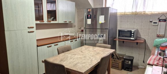 3 Schlafzimmer Haus in Bari, Italy, Nr. 318647 6