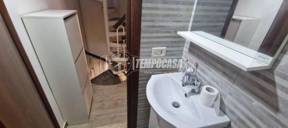 3 Schlafzimmer Haus in Bari, Italy, Nr. 318647 14