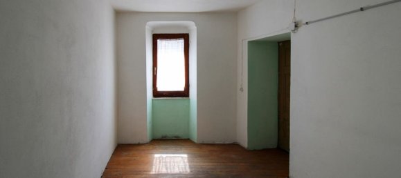 4 rooms House in Blessagno, Italy No. 160230 30