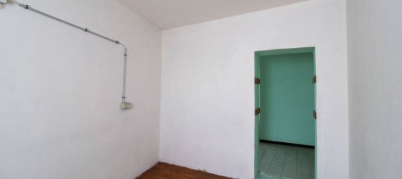 4 rooms House in Blessagno, Italy No. 160230 33