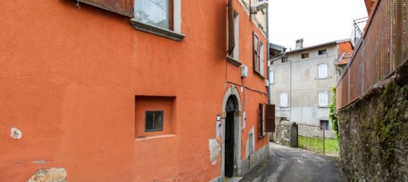 4 rooms House in Blessagno, Italy No. 160230 5