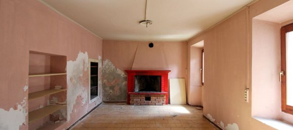 4 rooms House in Blessagno, Italy No. 160230 13