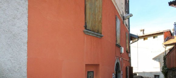 4 rooms House in Blessagno, Italy No. 160230 6